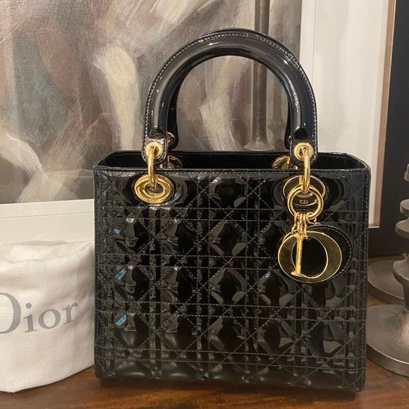Medium lady Dior - Picture 1 of 8